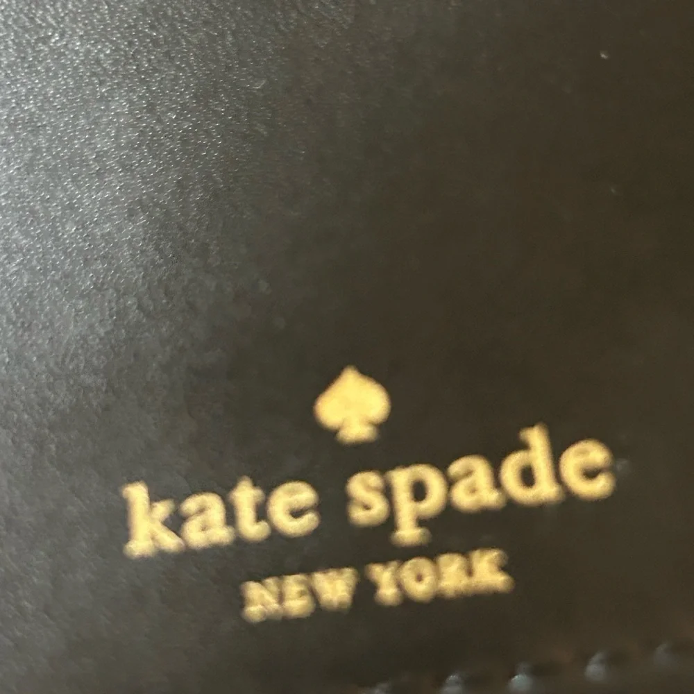 Kate Spade black pebble leather bifold wall